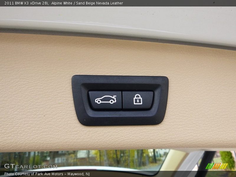 Alpine White / Sand Beige Nevada Leather 2011 BMW X3 xDrive 28i