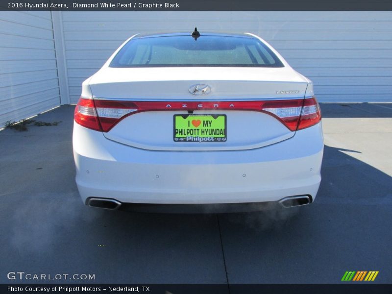 Diamond White Pearl / Graphite Black 2016 Hyundai Azera