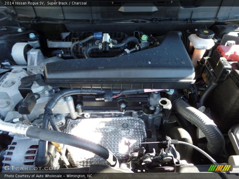 Super Black / Charcoal 2014 Nissan Rogue SV