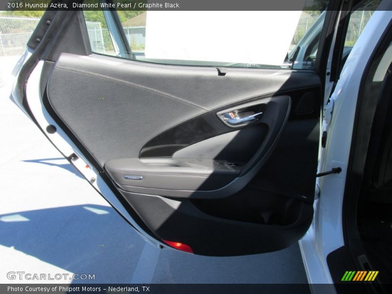 Diamond White Pearl / Graphite Black 2016 Hyundai Azera