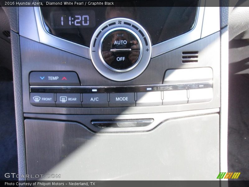 Diamond White Pearl / Graphite Black 2016 Hyundai Azera