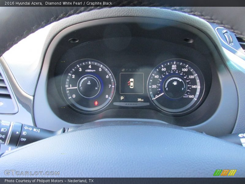 Diamond White Pearl / Graphite Black 2016 Hyundai Azera
