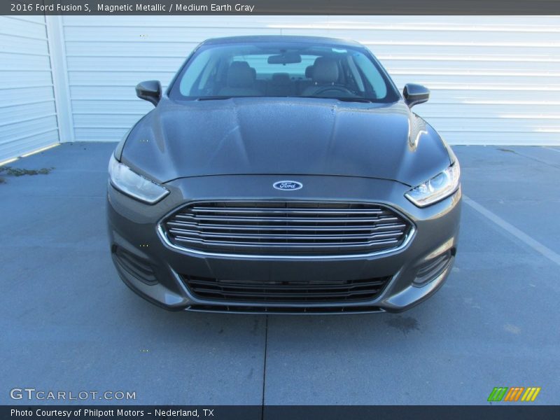 Magnetic Metallic / Medium Earth Gray 2016 Ford Fusion S