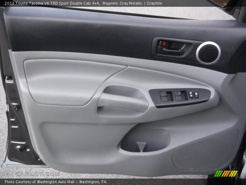 Magnetic Gray Metallic / Graphite 2013 Toyota Tacoma V6 TRD Sport Double Cab 4x4