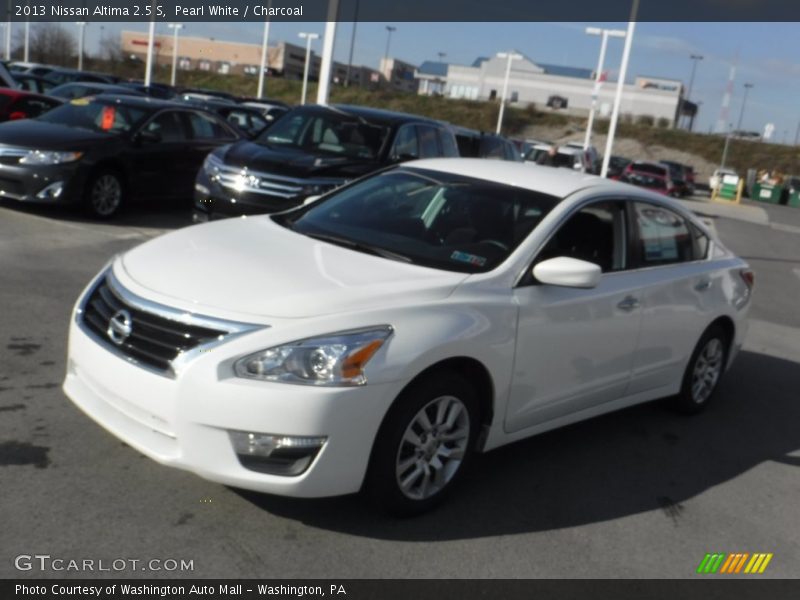Pearl White / Charcoal 2013 Nissan Altima 2.5 S