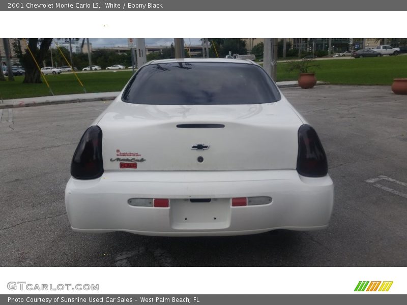 White / Ebony Black 2001 Chevrolet Monte Carlo LS