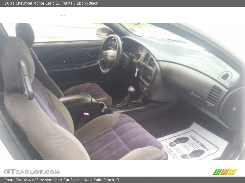 White / Ebony Black 2001 Chevrolet Monte Carlo LS