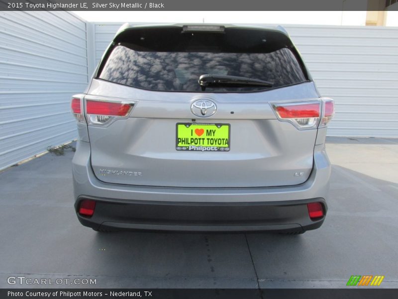 Silver Sky Metallic / Black 2015 Toyota Highlander LE
