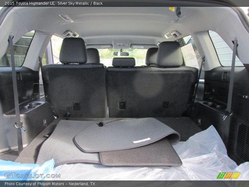 Silver Sky Metallic / Black 2015 Toyota Highlander LE