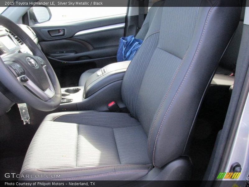 Silver Sky Metallic / Black 2015 Toyota Highlander LE