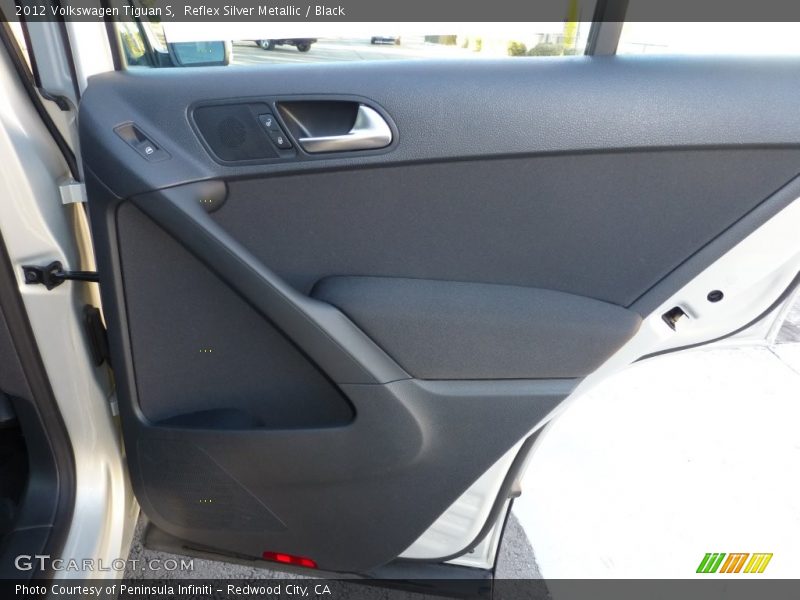 Reflex Silver Metallic / Black 2012 Volkswagen Tiguan S