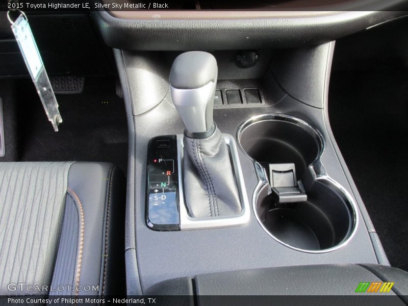 Silver Sky Metallic / Black 2015 Toyota Highlander LE