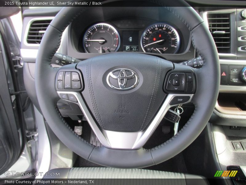 Silver Sky Metallic / Black 2015 Toyota Highlander LE