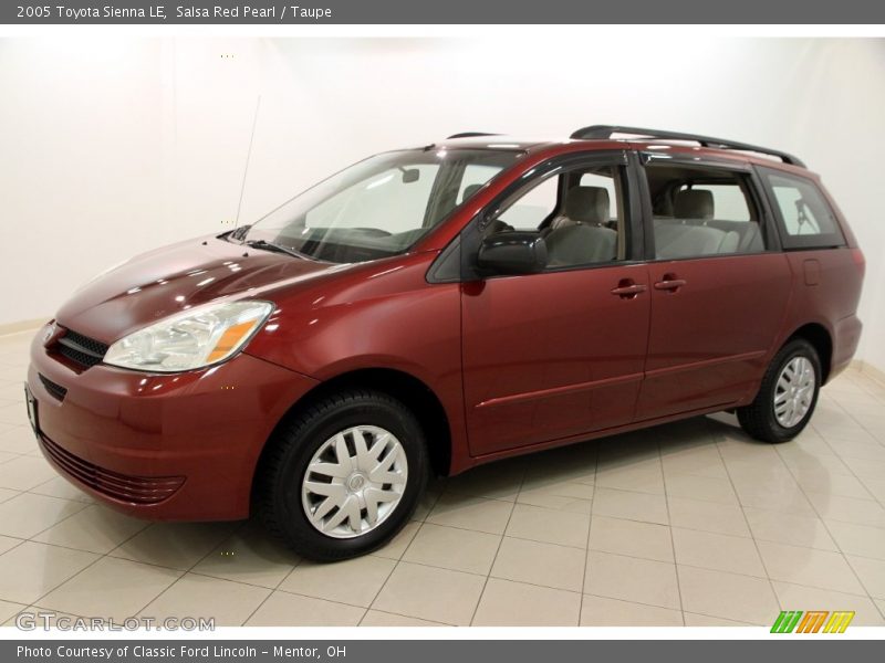 Salsa Red Pearl / Taupe 2005 Toyota Sienna LE