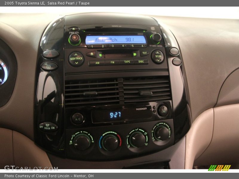 Salsa Red Pearl / Taupe 2005 Toyota Sienna LE