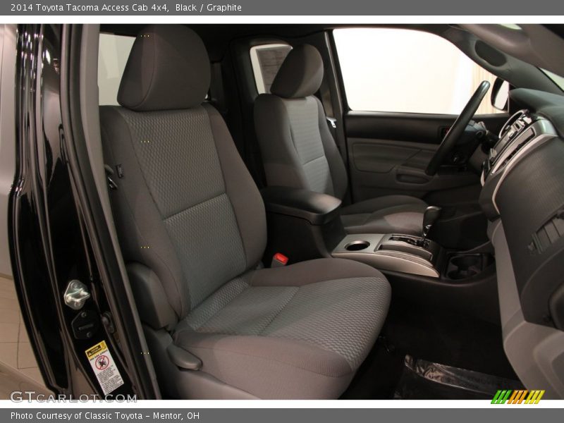 Black / Graphite 2014 Toyota Tacoma Access Cab 4x4