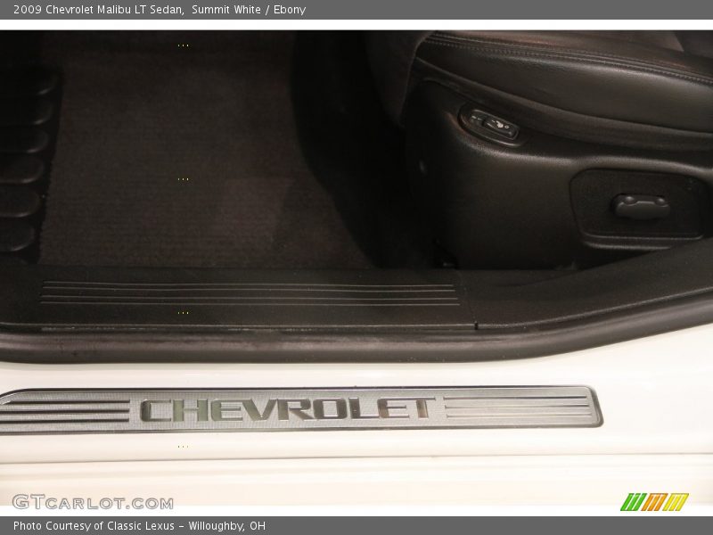 Summit White / Ebony 2009 Chevrolet Malibu LT Sedan