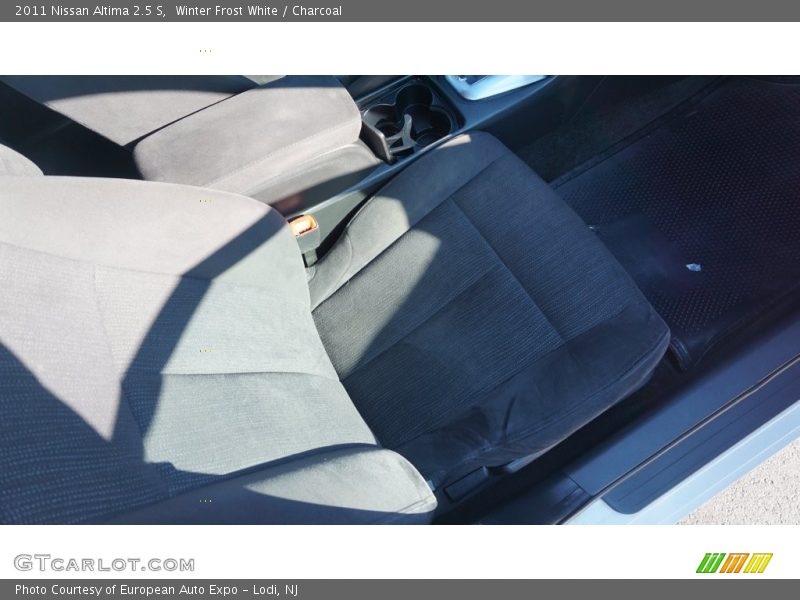 Winter Frost White / Charcoal 2011 Nissan Altima 2.5 S