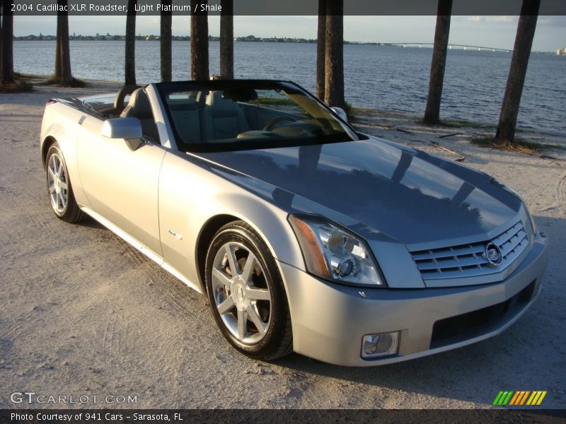 Front 3/4 View of 2004 XLR Roadster