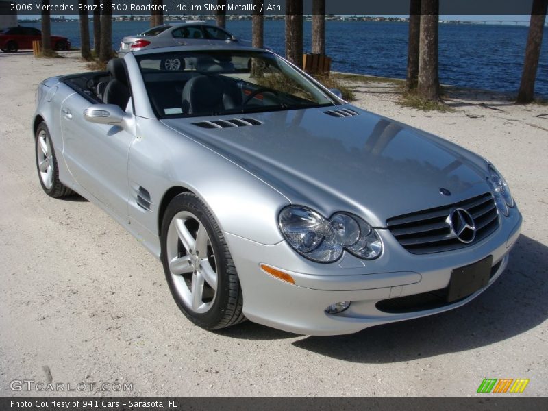 Front 3/4 View of 2006 SL 500 Roadster