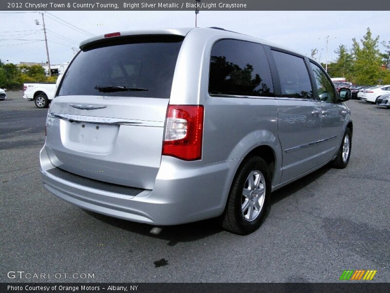 Bright Silver Metallic / Black/Light Graystone 2012 Chrysler Town & Country Touring