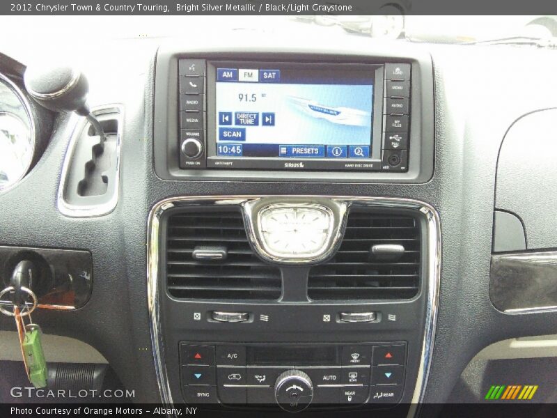 Bright Silver Metallic / Black/Light Graystone 2012 Chrysler Town & Country Touring