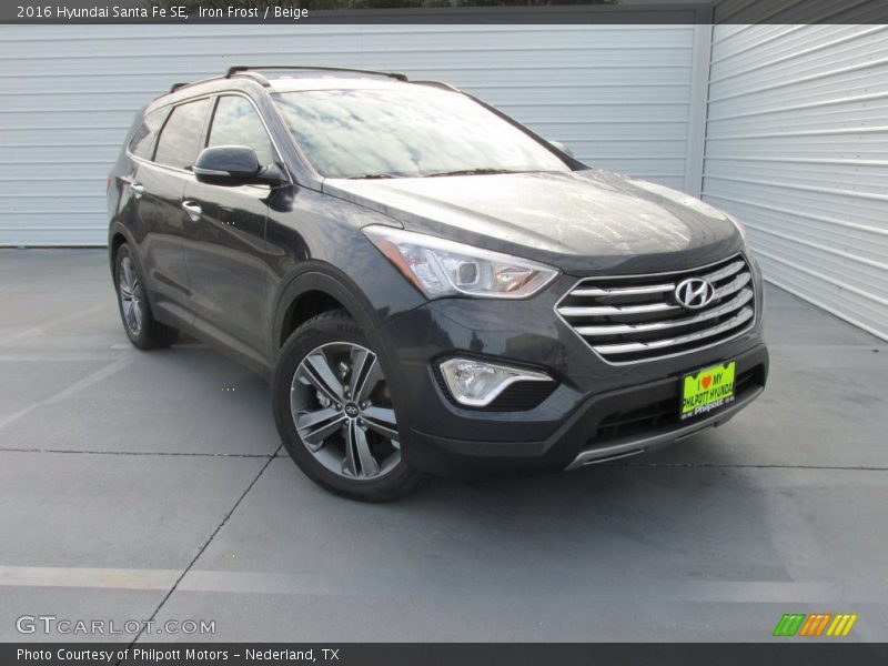 Iron Frost / Beige 2016 Hyundai Santa Fe SE