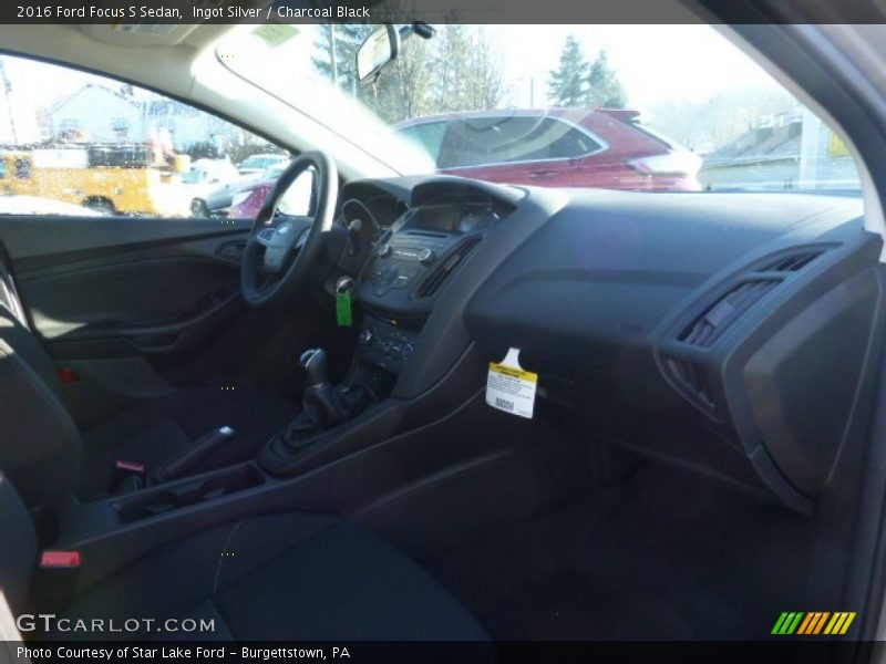Ingot Silver / Charcoal Black 2016 Ford Focus S Sedan