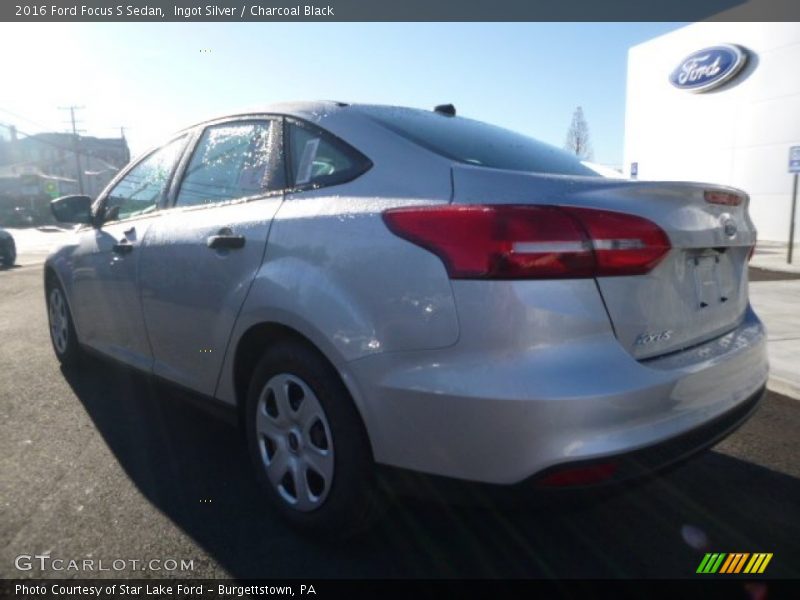 Ingot Silver / Charcoal Black 2016 Ford Focus S Sedan