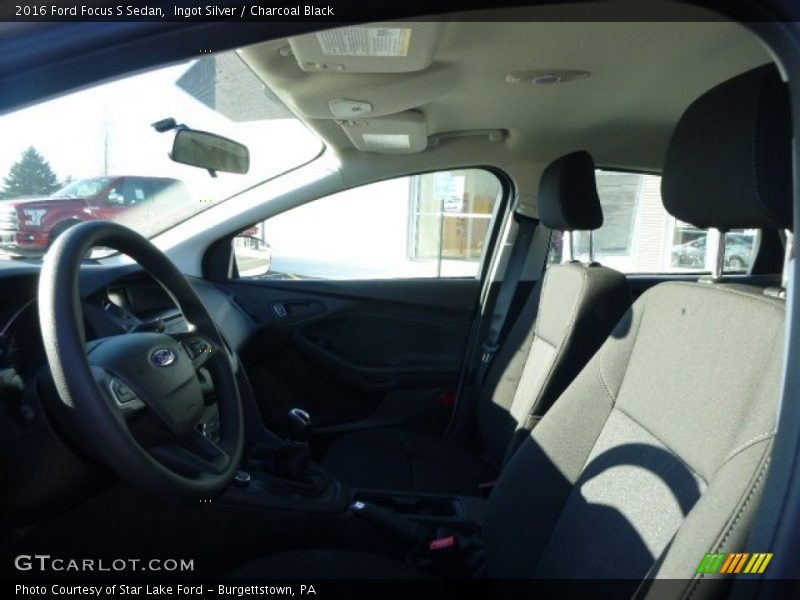 Ingot Silver / Charcoal Black 2016 Ford Focus S Sedan