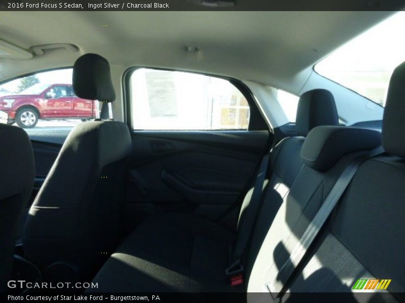 Ingot Silver / Charcoal Black 2016 Ford Focus S Sedan