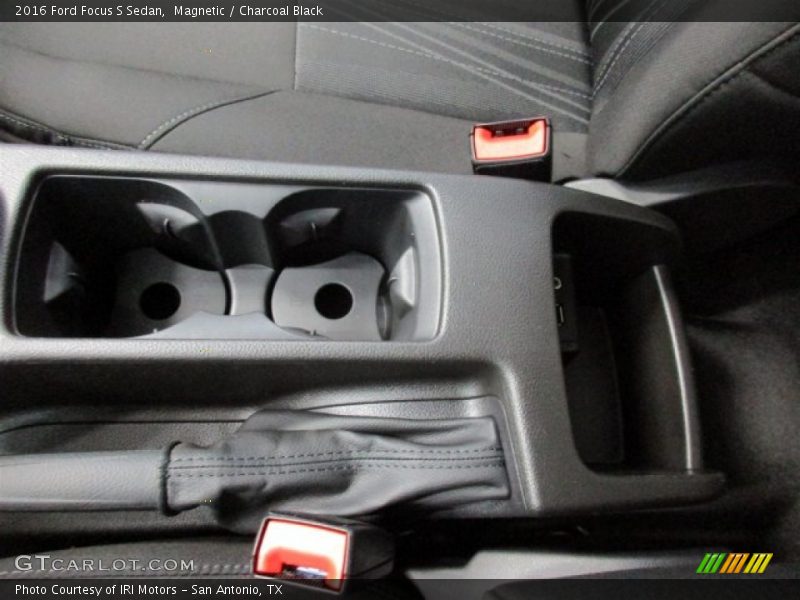 Magnetic / Charcoal Black 2016 Ford Focus S Sedan