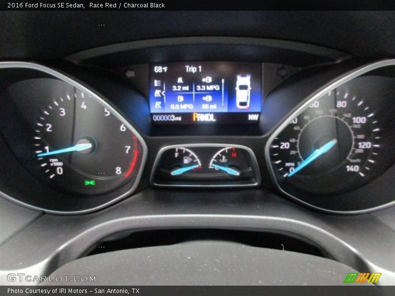 Race Red / Charcoal Black 2016 Ford Focus SE Sedan