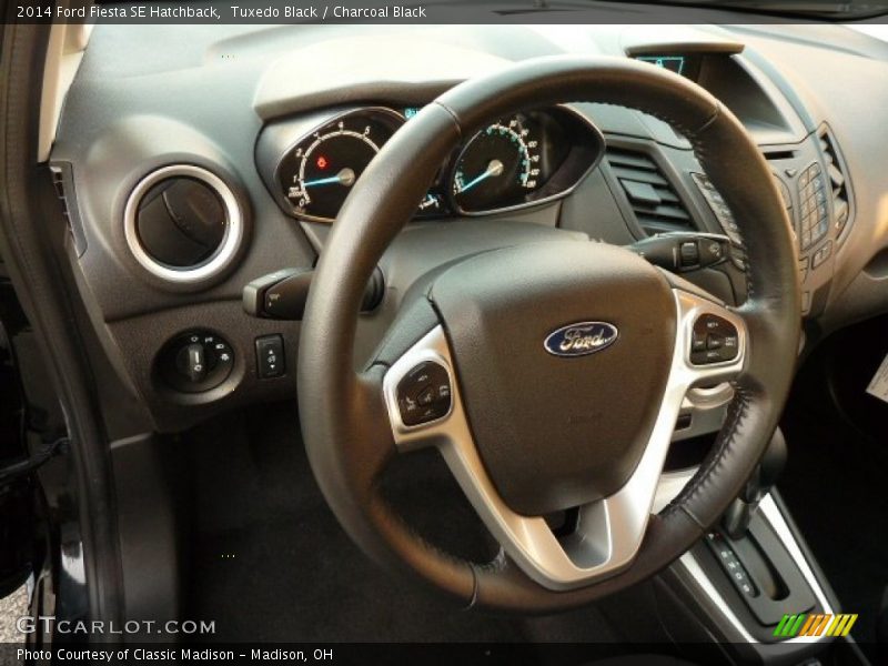 Tuxedo Black / Charcoal Black 2014 Ford Fiesta SE Hatchback