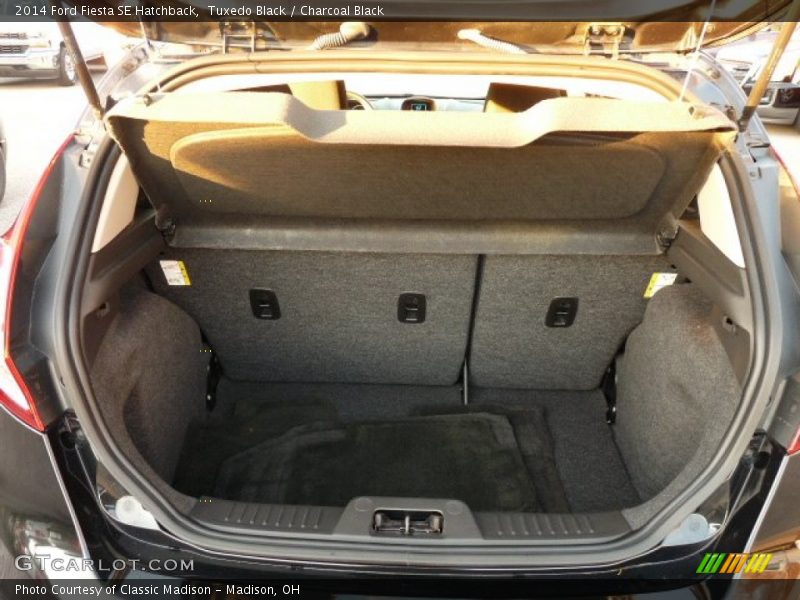 Tuxedo Black / Charcoal Black 2014 Ford Fiesta SE Hatchback