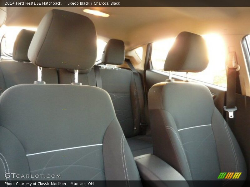 Tuxedo Black / Charcoal Black 2014 Ford Fiesta SE Hatchback