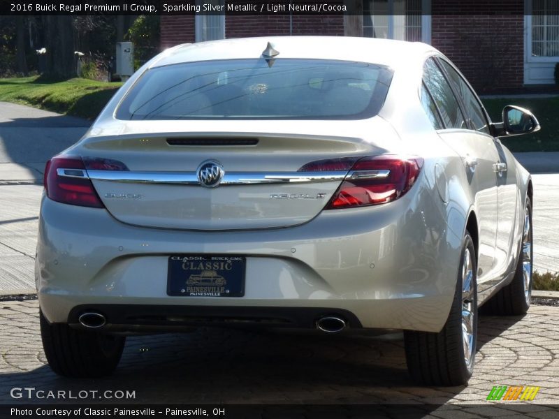 Sparkling Silver Metallic / Light Neutral/Cocoa 2016 Buick Regal Premium II Group