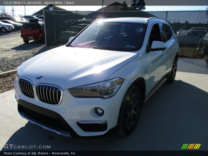 Alpine White / Black 2016 BMW X1 xDrive28i
