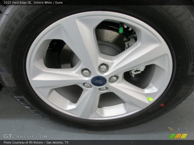 Oxford White / Dune 2015 Ford Edge SE