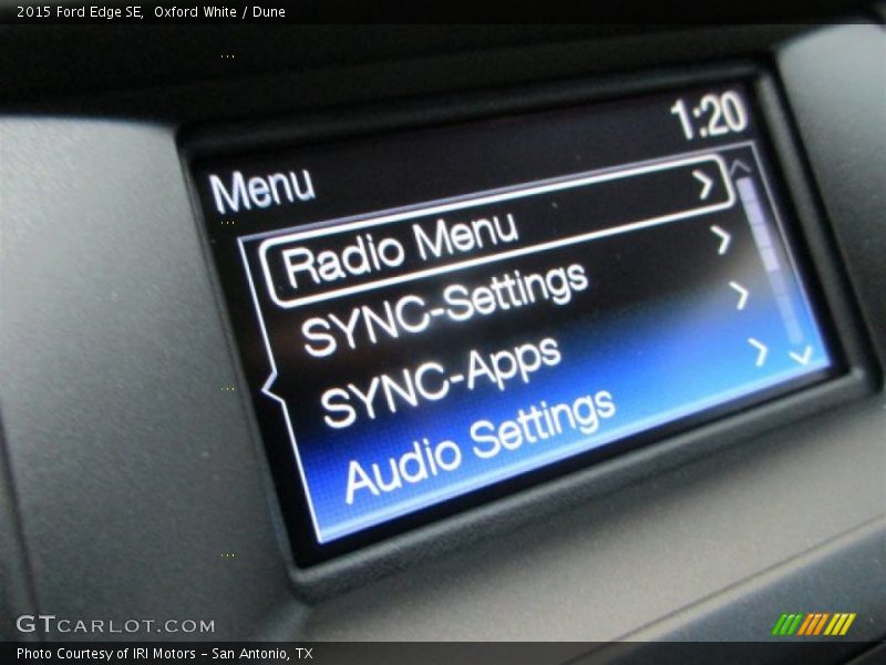 Oxford White / Dune 2015 Ford Edge SE