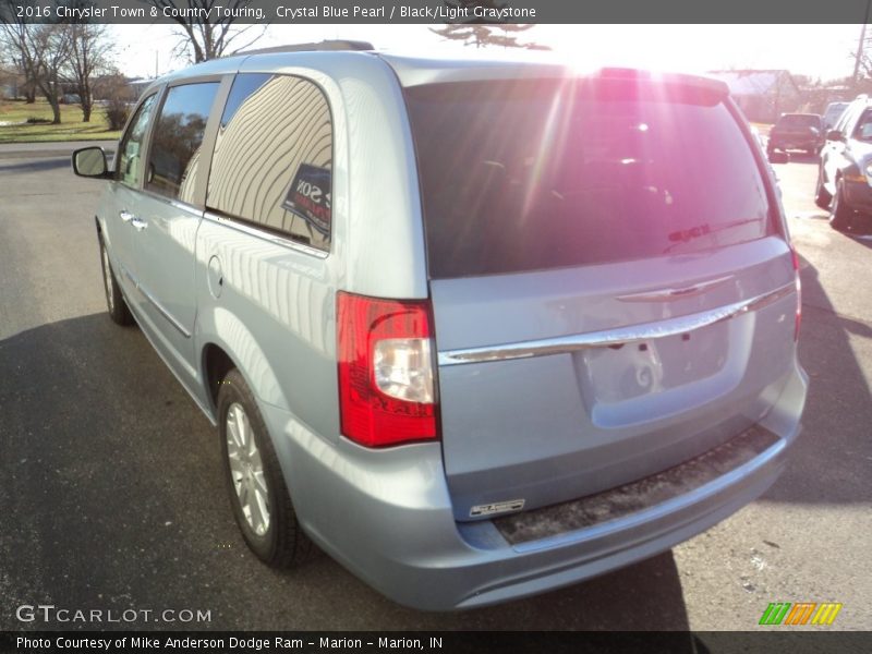 Crystal Blue Pearl / Black/Light Graystone 2016 Chrysler Town & Country Touring