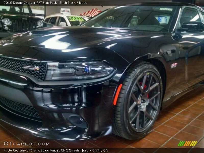 Pitch Black / Black 2016 Dodge Charger R/T Scat Pack