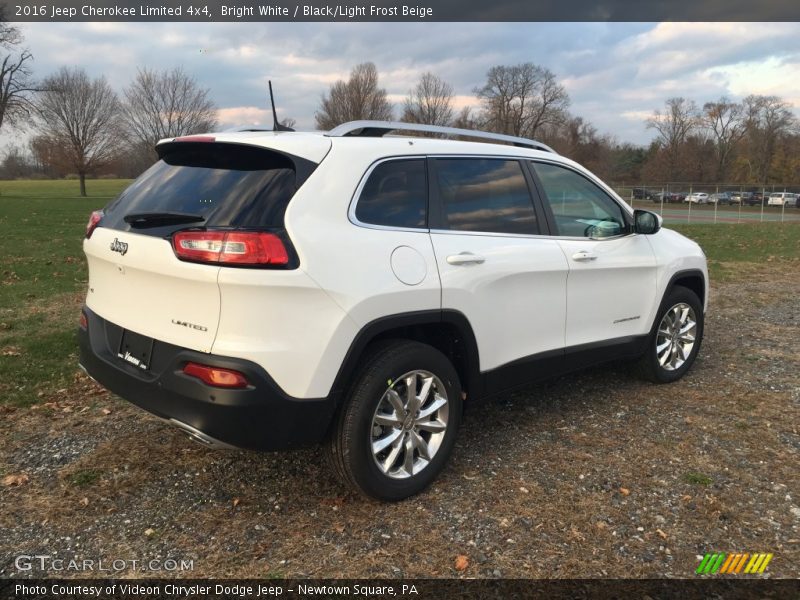 Bright White / Black/Light Frost Beige 2016 Jeep Cherokee Limited 4x4