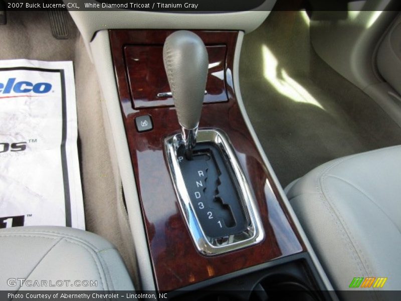White Diamond Tricoat / Titanium Gray 2007 Buick Lucerne CXL