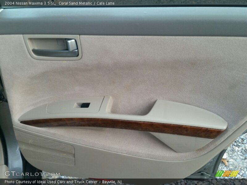 Coral Sand Metallic / Cafe Latte 2004 Nissan Maxima 3.5 SL