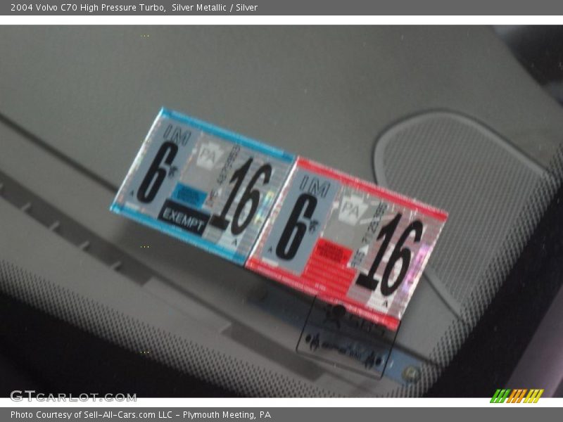 Silver Metallic / Silver 2004 Volvo C70 High Pressure Turbo