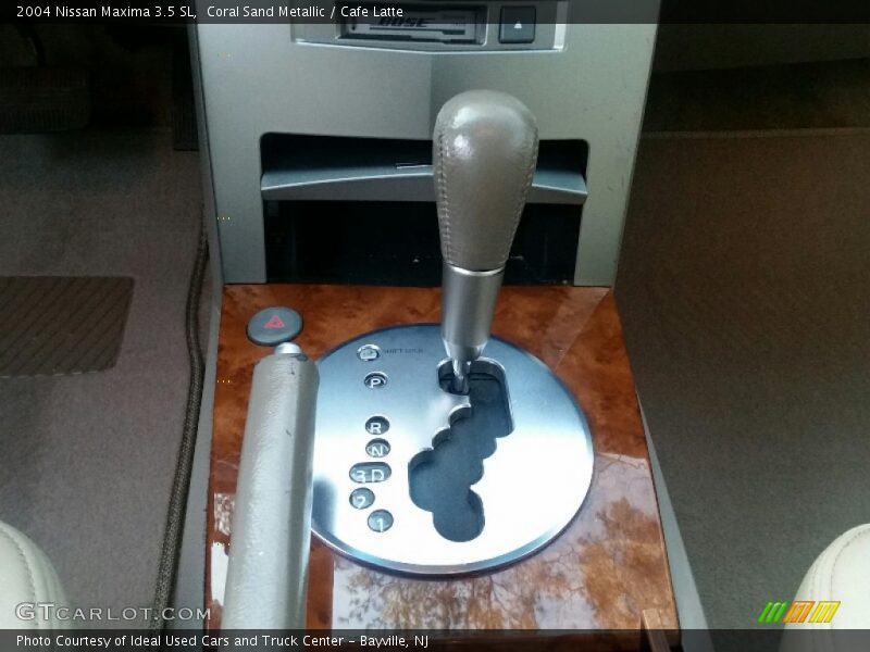 Coral Sand Metallic / Cafe Latte 2004 Nissan Maxima 3.5 SL