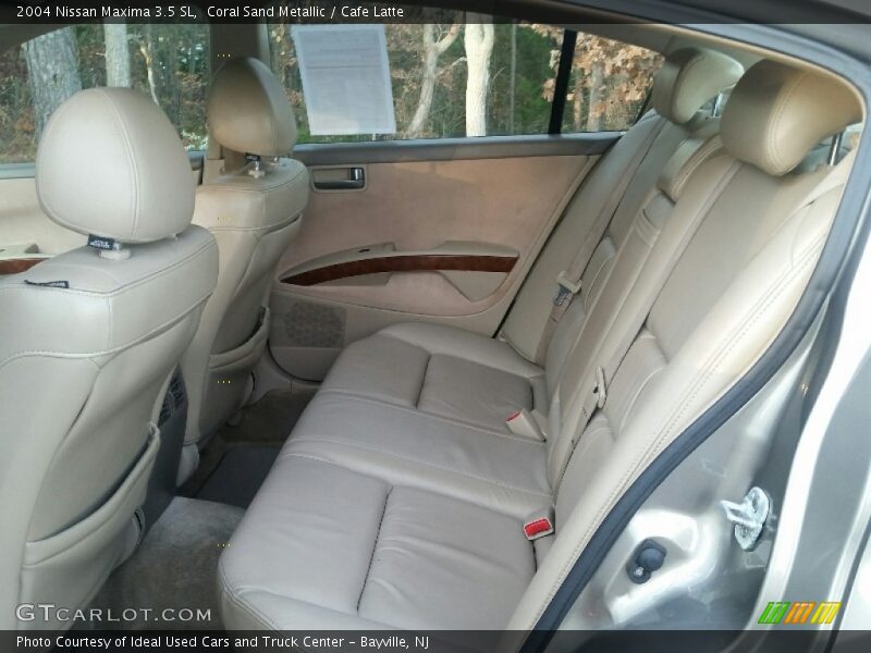 Coral Sand Metallic / Cafe Latte 2004 Nissan Maxima 3.5 SL