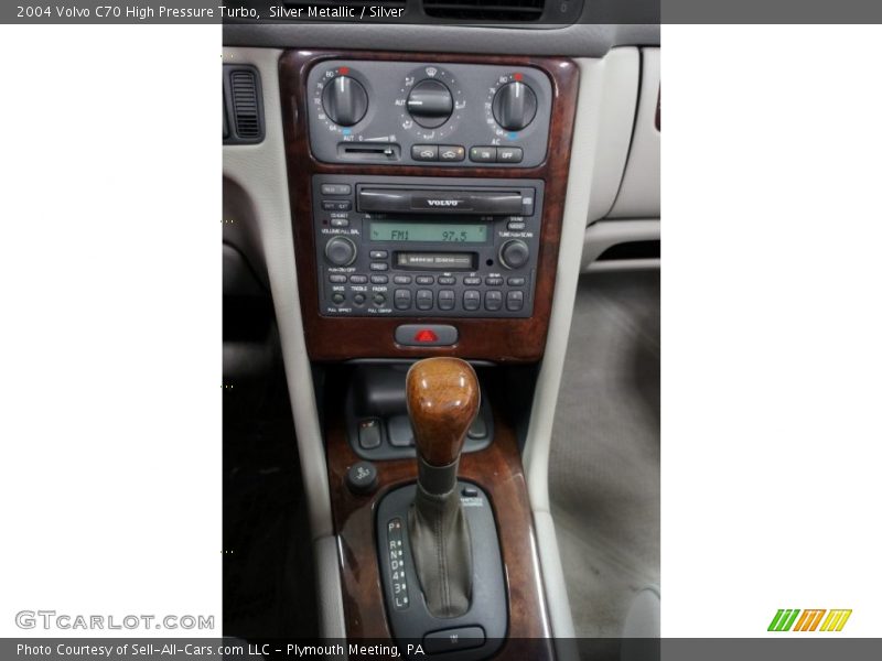 Silver Metallic / Silver 2004 Volvo C70 High Pressure Turbo