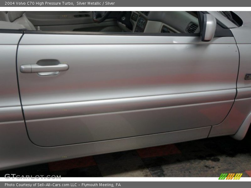 Silver Metallic / Silver 2004 Volvo C70 High Pressure Turbo